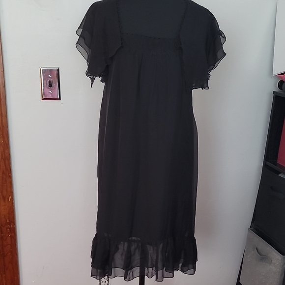 Kensie Dresses & Skirts - Kensie Black Midi Dress